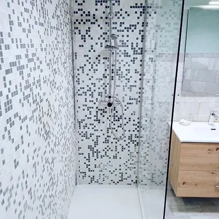 בית הארחה Domus Remo #3 4*